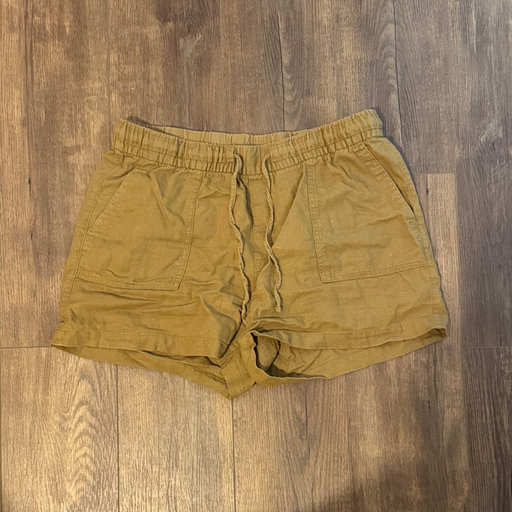 Old Navy Women's Tan Drawstring Shorts